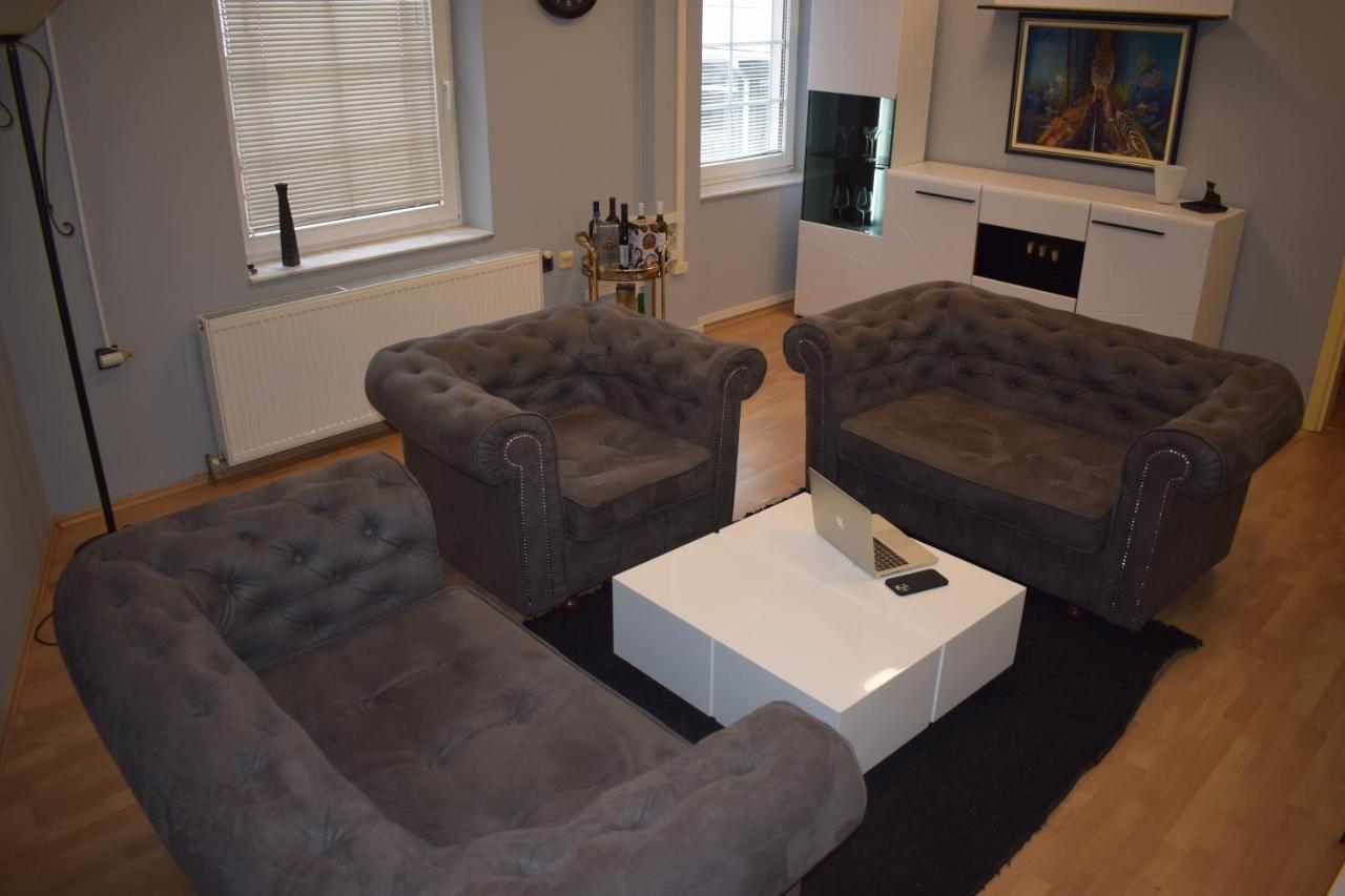 Klara'S Apartment Ниш Экстерьер фото
